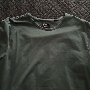 Men’s cuts t-shirt